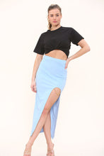 Charger l&#39;image dans la galerie, Orange High Slit Long Skirt
