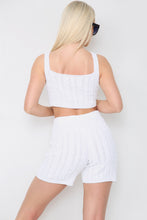 Charger l&#39;image dans la galerie, White Cable Knitted Bralet Short Co-Ord
