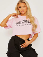 将图片加载到图库查看器中，Oversized Los Angeles Graphic Print Varsity Crop Top
