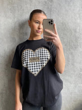 Load image into Gallery viewer, PARIS Dogtooth Heart Graphic Printed T-Shirt
